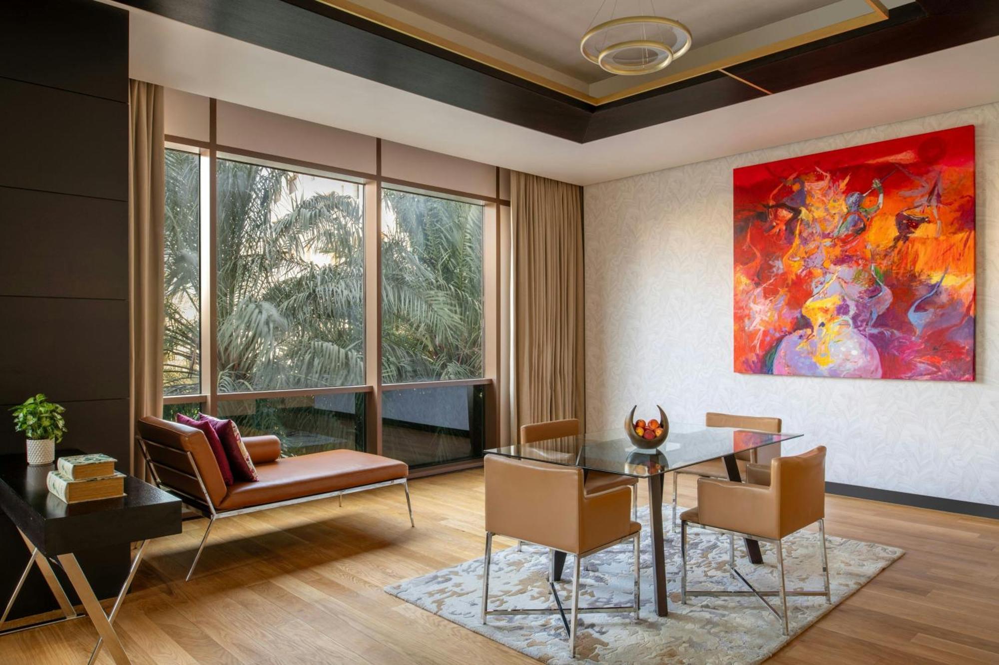 The Westin Doha Hotel & Spa Exterior foto